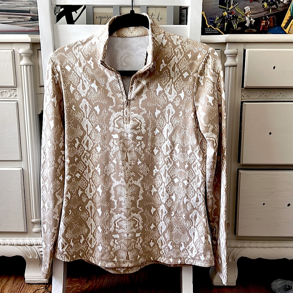 J McLaughlin Isles Top Tan Cream size Medium